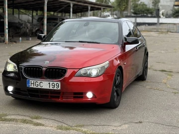 Авто BMW 5 Серия 2004 № 8021890