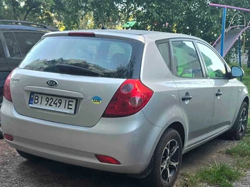 Авто KIA Cee X27 D 2008 № 8021899