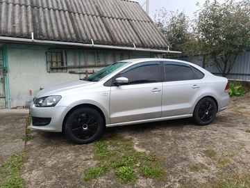 Авто Volkswagen Polo 2012 № 8022055