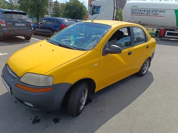 Авто Chevrolet Aveo 2005 № 8022076