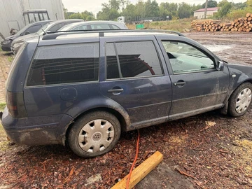 Авто Volkswagen Bora 1999 № 8022123