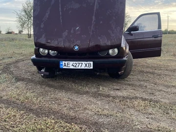 Авто BMW 5 Серия 1992 № 8022200