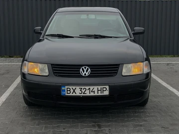Авто Volkswagen Passat Sedan 1999 № 8022404