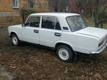 Авто ВАЗ 2101 1987 № 8022471