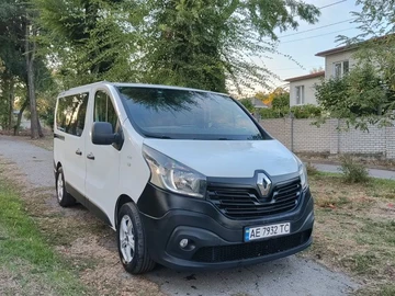Авто Renault Trafic 2015 № 8022757