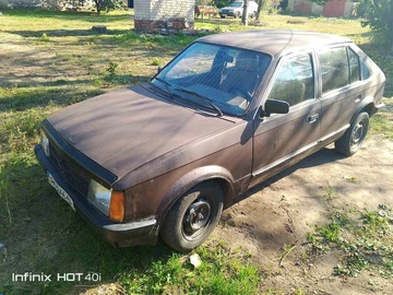 Авто Opel Kadett 1982 № 8022811