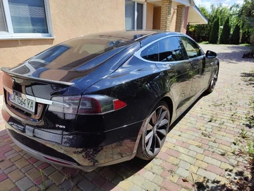 Авто Tesla Model S 2012 № 8022885