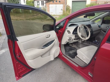 Авто Nissan Leaf 2011 № 8022895