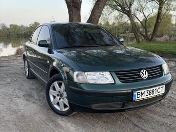 Авто Volkswagen Passat Sedan 2000 № 8023048
