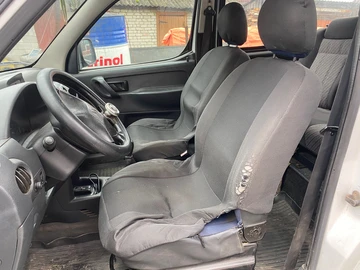 Авто Citroen Berlingo 2005 № 8023049