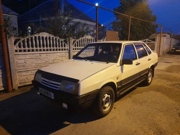 Авто ВАЗ 21099 1996 № 8023156