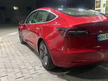 Авто Tesla Model 3 2020 № 8023353