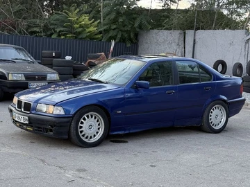 Авто BMW 3 Серия 1994 № 8023396