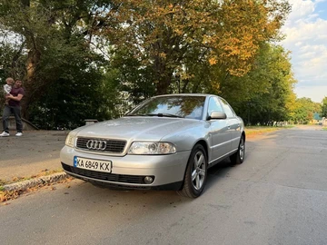 Авто Audi A4 1999 № 8023405