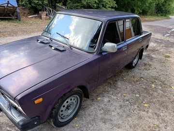 Авто ВАЗ 2107 2000 № 8023407