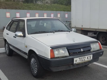 Авто ВАЗ 21093 1989 № 8023428
