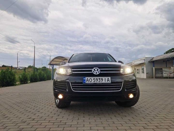 Авто Volkswagen Touareg 2014 № 8023455