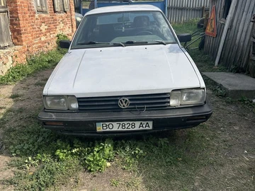 Авто Volkswagen Passat Sedan 1986 № 8023730