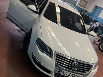 Авто Volkswagen Passat Variant 2010 № 8023740