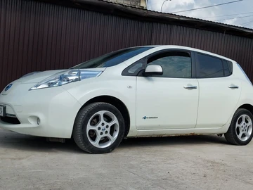 Авто Nissan Leaf 2012 № 8023765