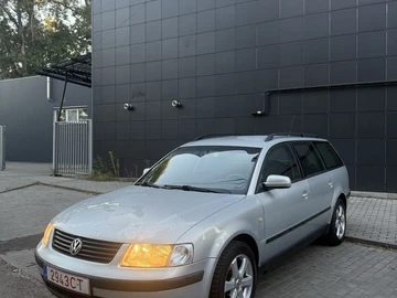 Авто Volkswagen Passat Variant 2001 № 8023793