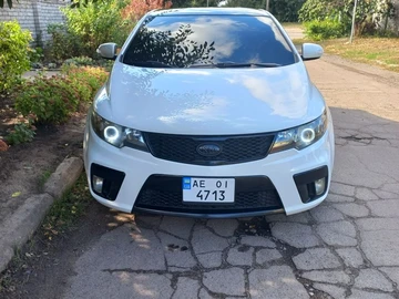 Авто KIA Cerato Forte  2010 № 8023803