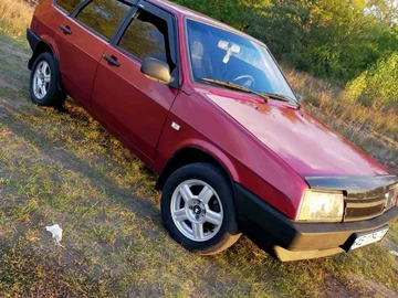 Авто ВАЗ 2109 1996 № 8023877