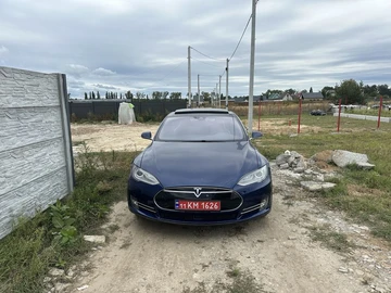 Авто Tesla Model S 2015 № 8023986
