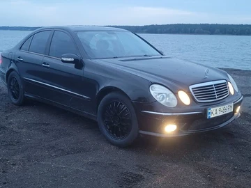 Авто Mercedes E Серия 2004 № 8024249