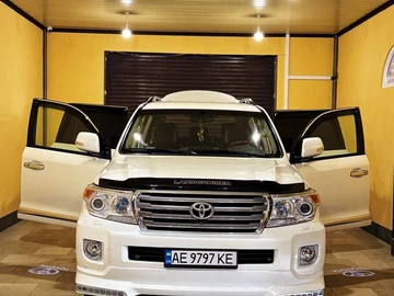 Авто Toyota Land Cruiser 200 2013 № 8024331