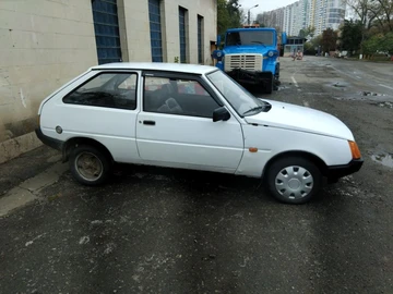 Авто ЗАЗ Таврия 2001 № 8024464