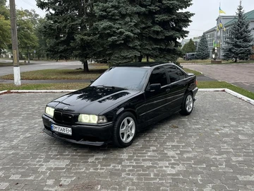 Авто BMW 3 Серия 1992 № 8024465