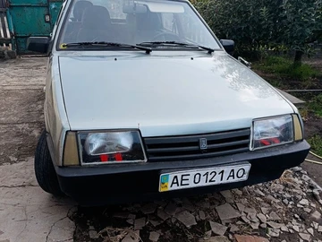 Авто ВАЗ 2109 1991 № 8024615