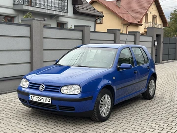 Авто Volkswagen Golf 2000 № 8024641