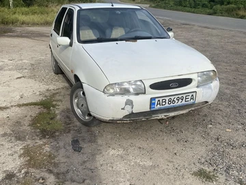 Авто Ford Fiesta 1997 № 8024704