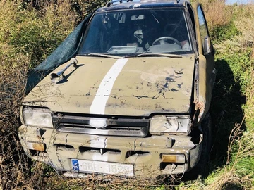 Авто Ford Maverick 1995 № 8024925