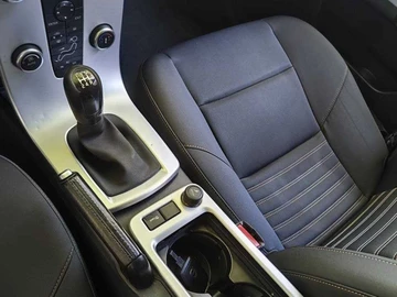 Авто Volvo S40 2010 № 8024951