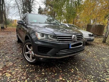 Авто Volkswagen Touareg 2015 № 8025208
