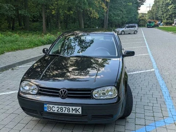 Авто Volkswagen Golf 2000 № 8025626