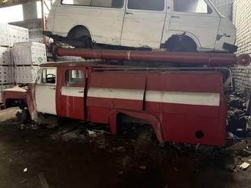 Авто ГАЗ 13 1990 № 8025670