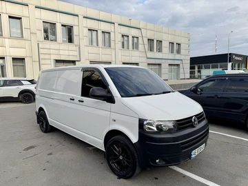 Авто Volkswagen Transporter 2013 № 8025708