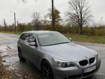 Авто BMW 5 Серия 2004 № 8025784
