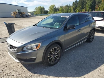 Авто Volvo V60 2017 № 8026279