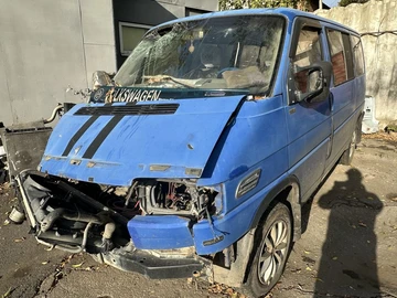 Авто Volkswagen Transporter 1992 № 8026580