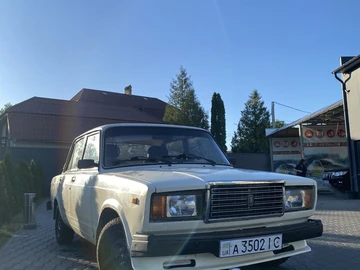Авто ВАЗ 2107 1988 № 8026609