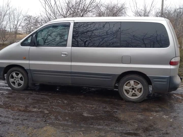 Авто Hyundai H200 2005 № 8026809