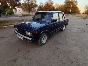 Авто ВАЗ 2105 1992 № 8026937