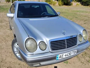 Авто Mercedes E Серия 1995 № 8026954