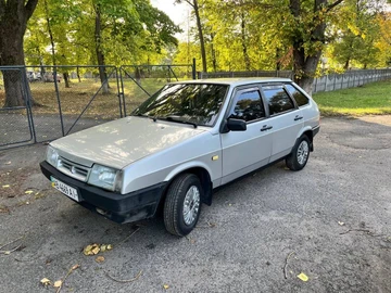 Авто ВАЗ 2109 2001 № 8027363