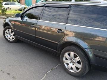 Авто Volkswagen Passat Variant 2001 № 8027373